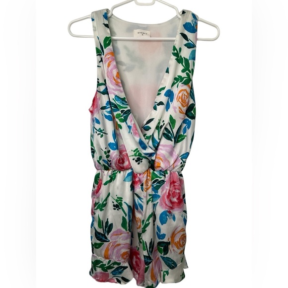 Everly Floral Sleeveless Shorts Romper - Picture 1 of 6